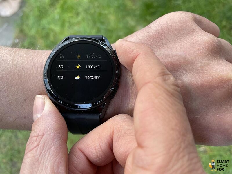 Man sieht das Wetter auf der Huawei Watch GT 3.